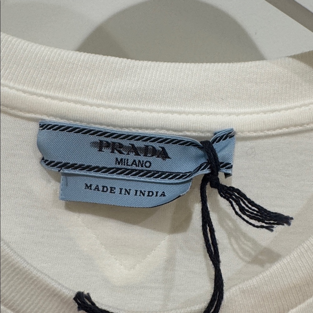 PRADA EMBELLISHED T-SHIRT size small - Picture 6 of 13